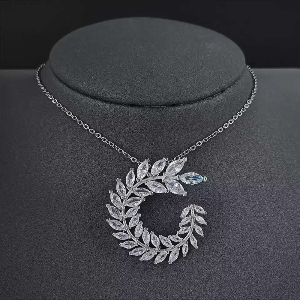 New Luxury Marquise Silver Color Diamond Necklace